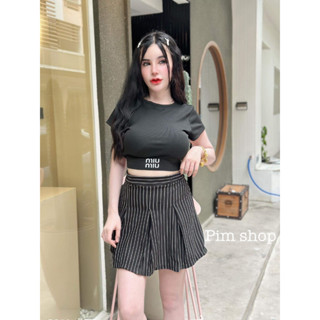 BS3806  เซตกระโปรง เสื้อสุดเกร๋แต่งขอบ มาพร้อมกระโปรงลายริ้ว ครบจบ ชุดเดียวน้าา  ---นางแบบใส่งานขายจริง---  ขนาด:: รอบอก