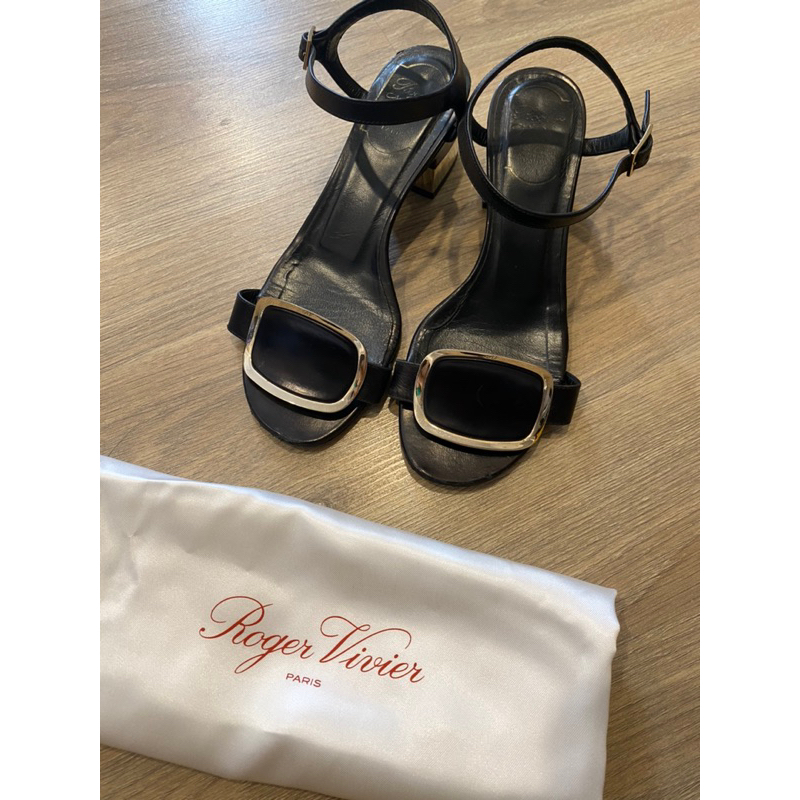 ROGER VIVIER Chips West Buckle Leather Sandals มือสอง แท้💯