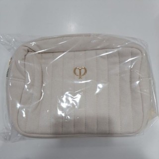 กระเป๋าเครื่องสำอาง Cle de peau bag