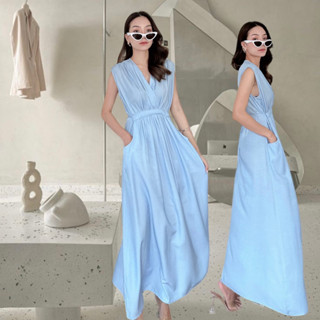 Maxi blue dress | เดรสยาวสีฟ้า❄️