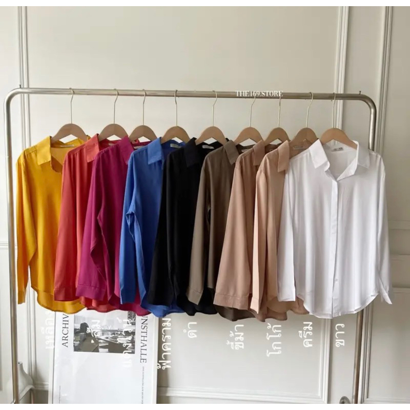 เสื้อเชิ้ตสปัน แขนยาว  ไม่กระดุม ใส่สบายมาก ไม่เก็บความร้อน ควรมีติดตู้เอาไว้ รอบอก 40พร้อมส่ง