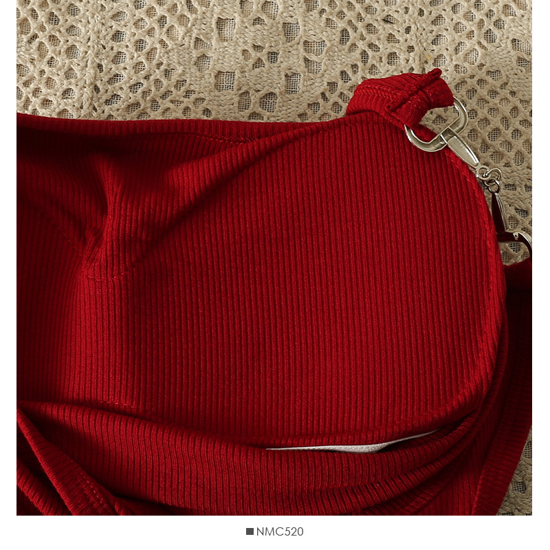 2877 เสื้อสายเดี่ยวมีฟองน้ำในตัว ไม่ต้องใส่เสื้อใน ผ้านิ่มใส่สบาย เซ็กซี่ Built-in bra Camisole - รูปที่ 6