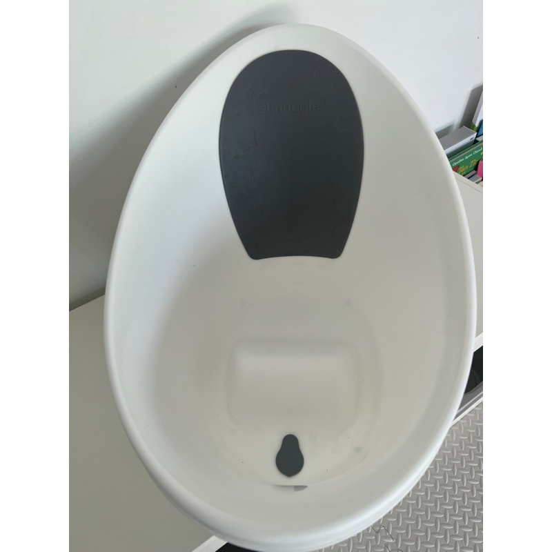 กะละมังอาบน้ำเด็ก shnuggle มือสอง ไซส์เล็ก ส่งฟรีค่ะ