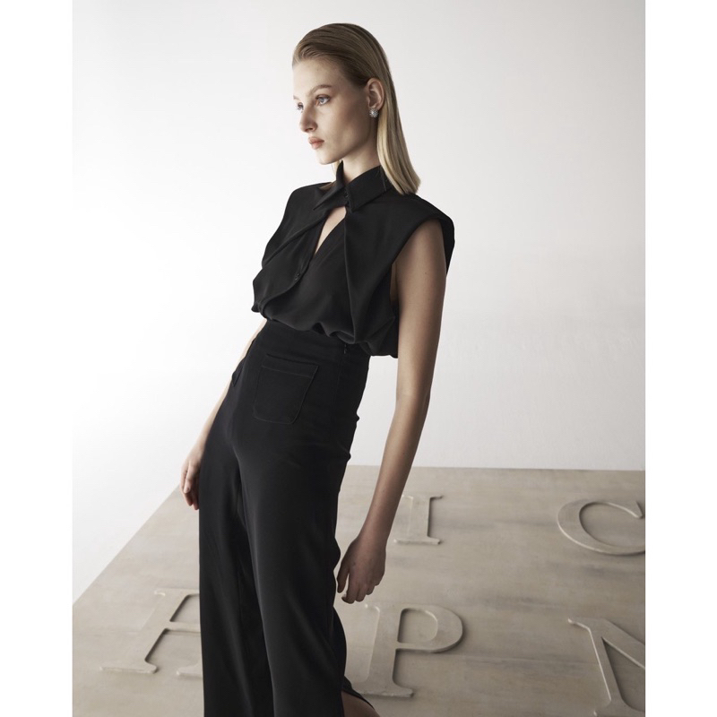 มือ1ป้ายห้อย  NICHp Mady top oversized มีสองสีดำกับขาว รูปจริงภาพท้ายค่า