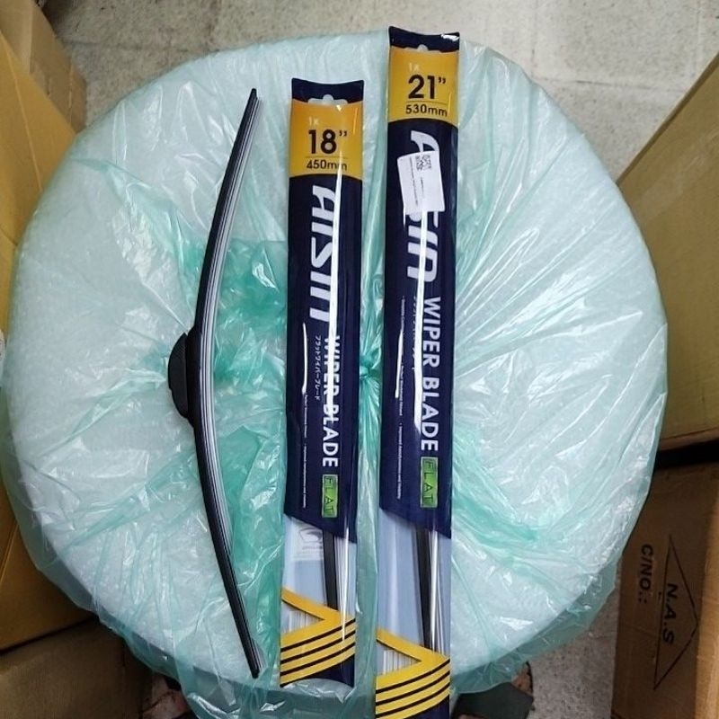 ใบปัดน้ำฝน  ใบปัด ปัดน้ำฝน aisin ขนาด 18นิ้ว 450มม และ 21นิ้ว 530มม 2ใบ แบบขอเกี่ยว