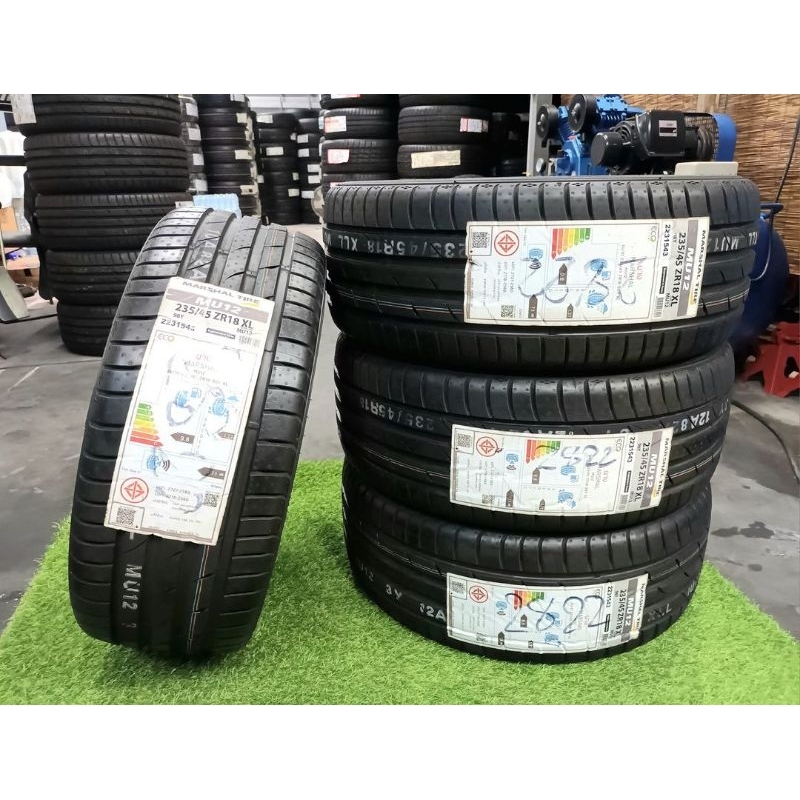 ยางใหม่ค้างปี 235/45R18 Marshal MU12 ผลิตปี 2022 ประกันบวม 1 ปี พร้อมจุ๊บลม 4 ตัว จัดส่งฟรีมีเก็บปลา