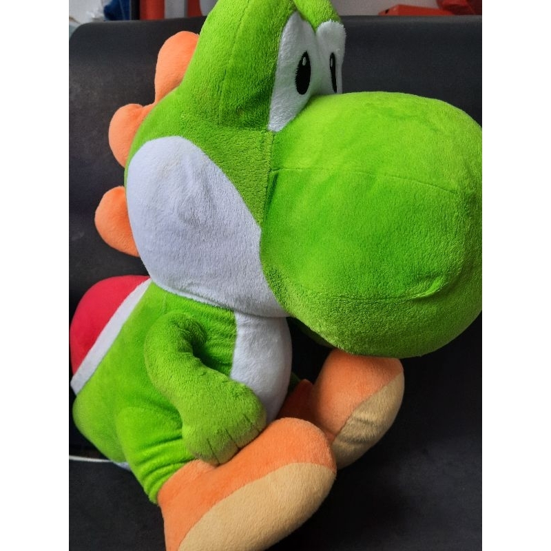 Nintendo ‘Prize Only’ Plush 17" Big Sitting Green Yoshi Super Mario Taito