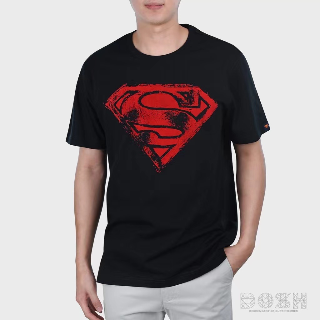 ผู้ชายเสื้อยืดซุปเปอร์แมนผู้หญิง