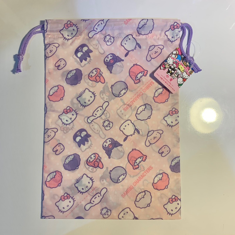 [อัปเดตลายใหม่💖] กระเป๋าผ้าหูรูดลาย Sanrio Characters 21x31ซม (จุของได้เยอะ) สินค้าลิขสิทธิ์เเท้ หิ้วจากญี่ปุ่น 🇯🇵