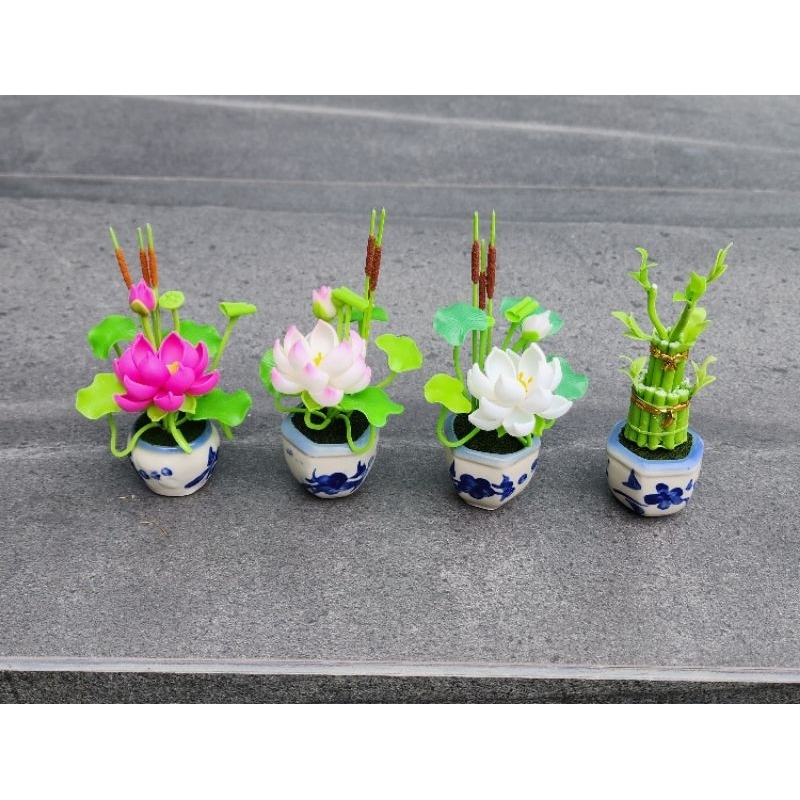 ดอกบัว กระถางบัวหลวงจิ๋ว สูง 4 นิ้ว แบบดินไทย