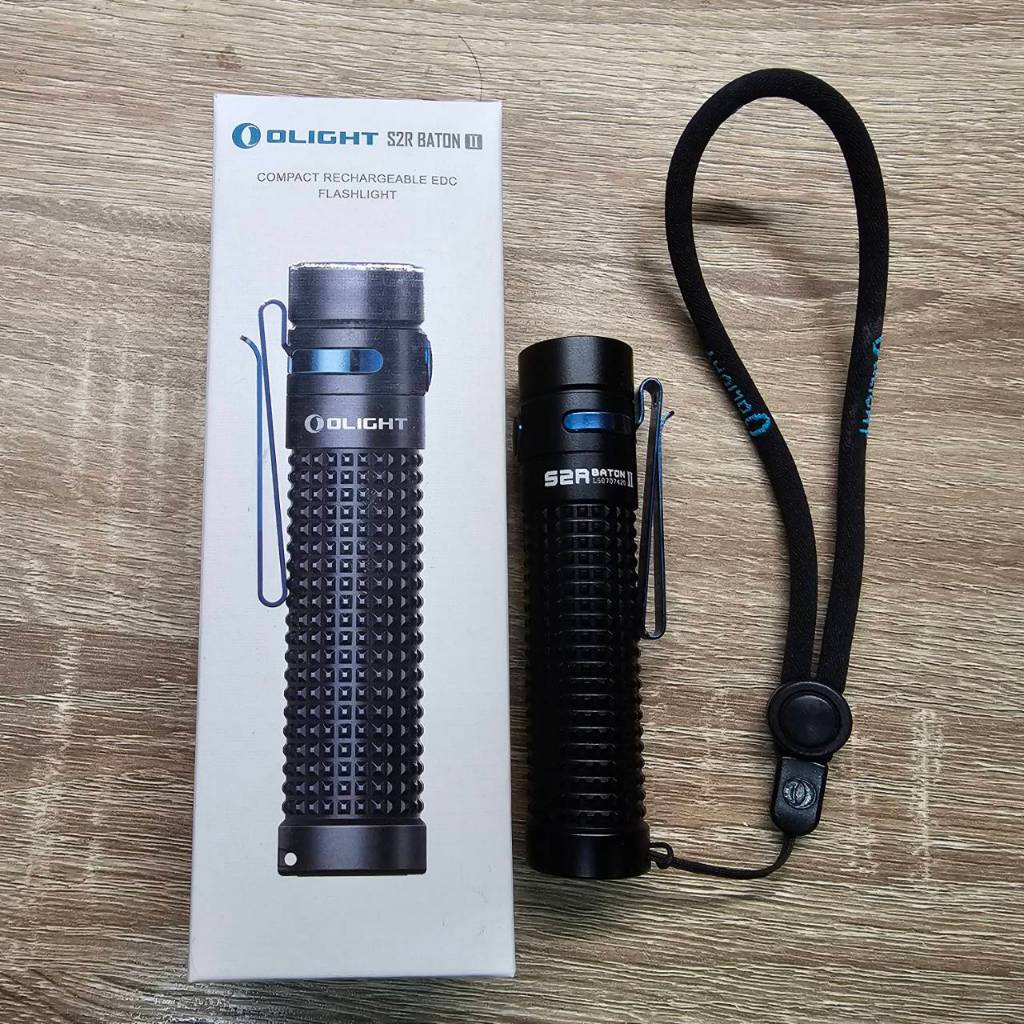 ไฟฉาย Olight S2R Baton II (มือสองรีวิว)
