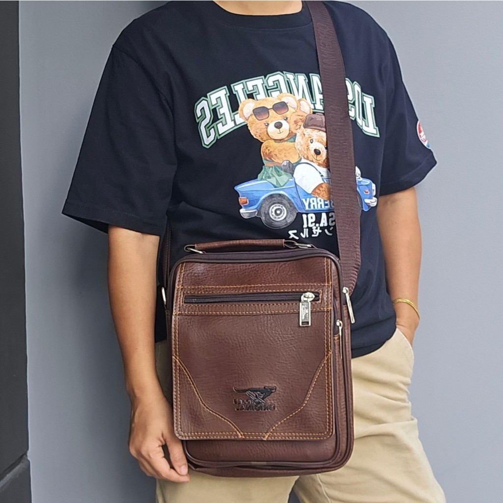 กระเป๋าสะพายข้างแนวตั้ง แบรนด์แท้ WOLVES ORIGINAL 100% หนังPU