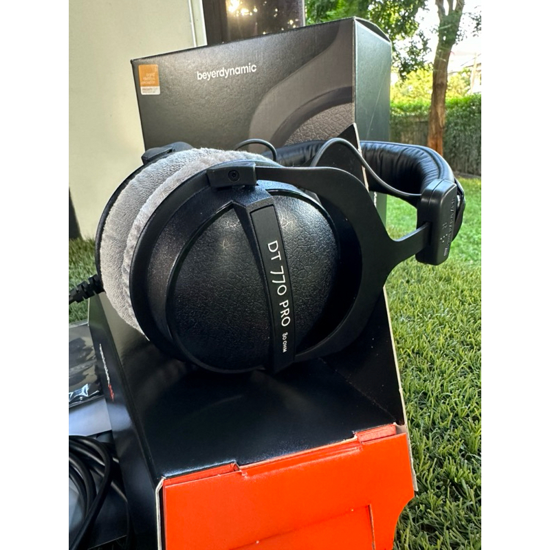 ขาย beyerdynamic dt 770 pro 80 ohm สภาพใหม่เอี่ยม พร้อมกล่อง