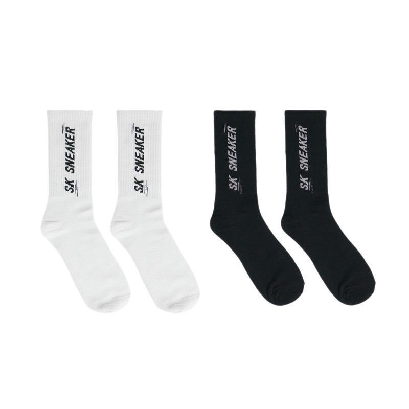 SK SNEAKER BASIC LOGO SOCKS สินค้ามี 2 สีให้เลือก
