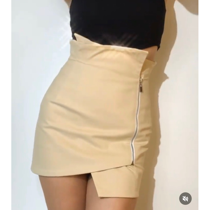 what.she.wear กระโปรงทรงเก๋