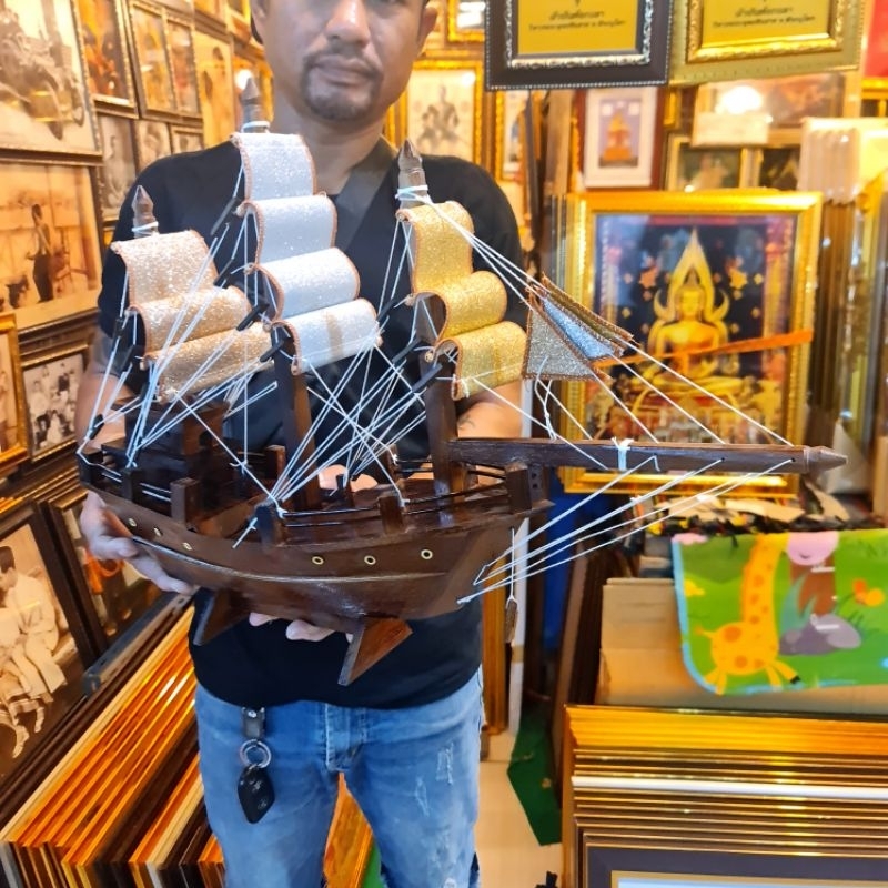 (ลดราคา) (ไซส์ M) เรือไม้สักทอง เรือสำเภา เรือเสริมฮวงจุ้ย ค้าขายร่ำรวย งานราบรื่น เรียกทรัพย์ ขนเงิน ทอง เข้าบ้าน