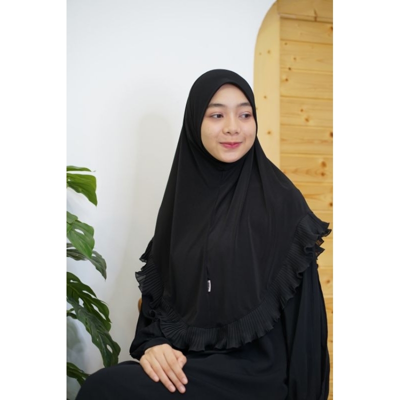 ฮีญาบสวมสำเร็จชายพีทสั้น