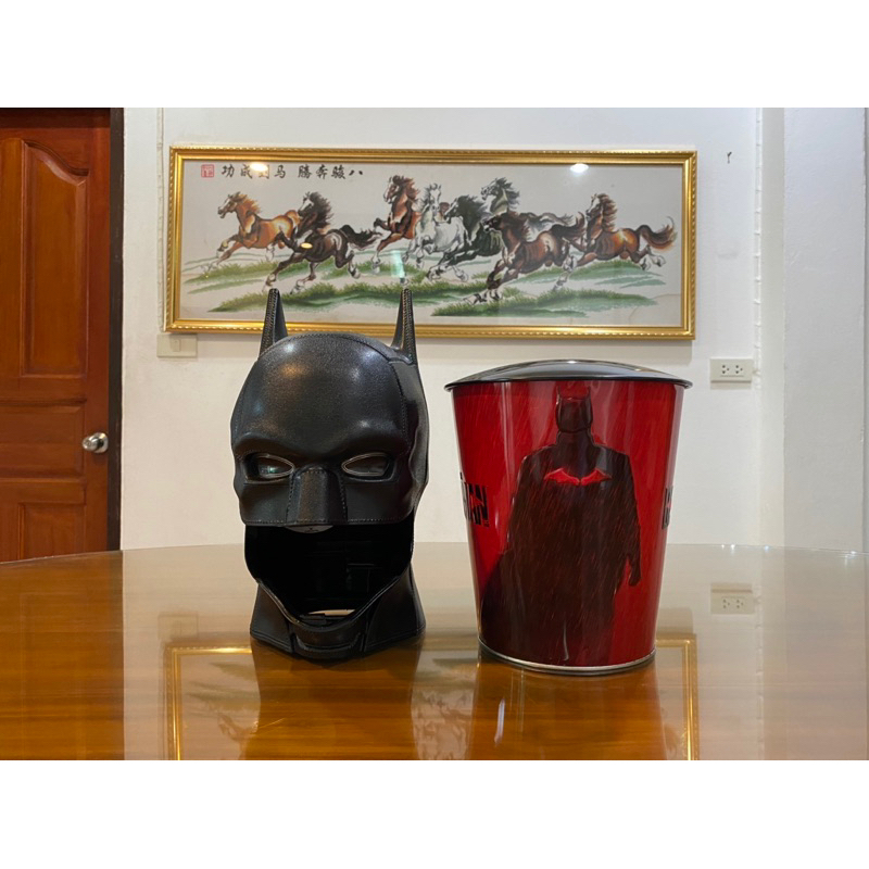 Batman คอลเลคชั่นสะสมหน้ากากและถังอเนกประสงค์ จากภาพยนตร์เรื่อง The batman