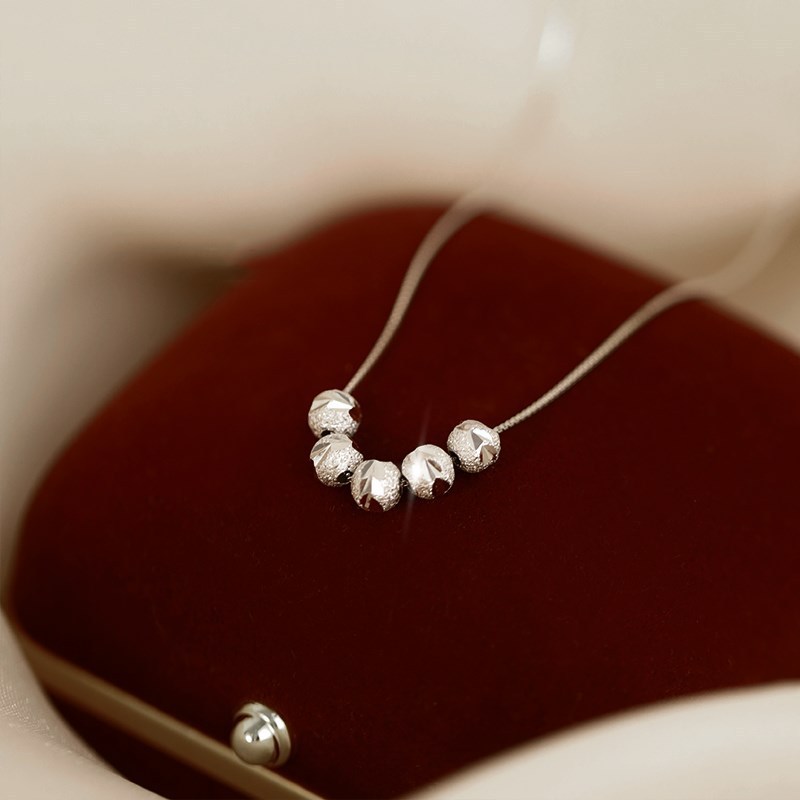 H&P Giftshop สร้อยคอสแตนเลสจี้ลูกปัด5อัน สร้อยความหมายดีๆ  เรียบหรู ไม่เยอะไม่น้อย ใส่ได้ทุกโอกาส ไม