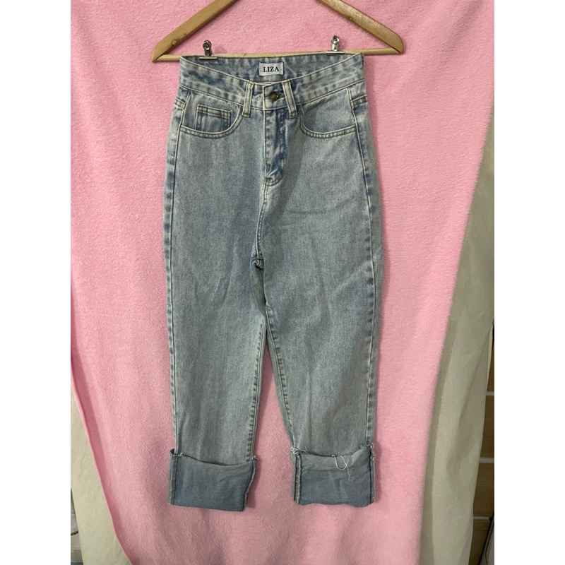 กางเกงยีนส์ขายาวพับขอบ ไซส์ S ป้าย Liza studio