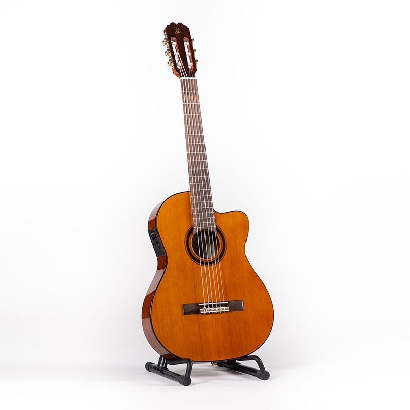 กีตาร์คลาสสิค Admira Malaga ECTF Solid Top (Cedar / Sapelly), Made in Spain