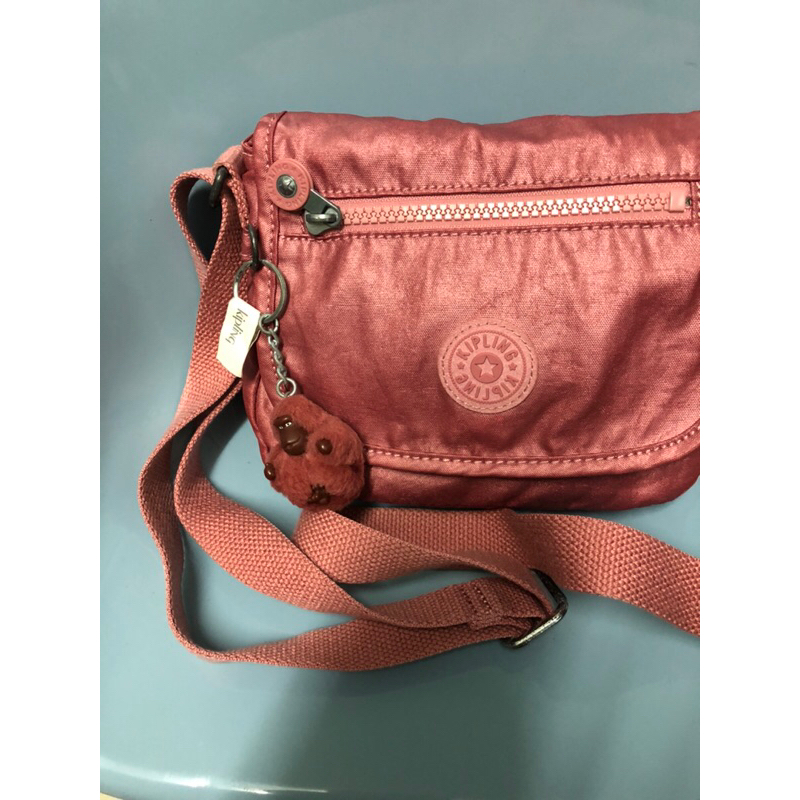 กระเป๋า kipling Sabian Crossbody ของแท้100%