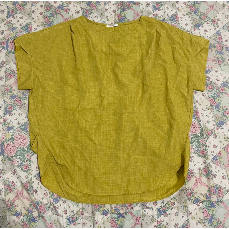 เสื้อคอวี ป้าย glacier M