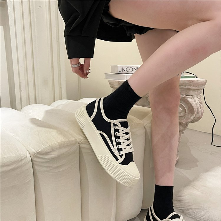 Luckkyshoes สั่งมาจัดส่งให้เลย รองเท้าผ้าใบแฟชั่นผู้หญิง ดีไซน์สุดวินเทจใส่ยังไงก็เข้า เหมาะที่สุดกับทุกชุดสาวๆสายถ่ายรู - รูปที่ 4