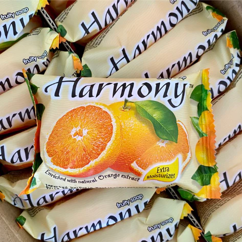สบู่ฮาร์โมนี่ 🌼Harmony Soap มีส่วนผสมของAHA จากผลไม้แท้ๆ อุดมไปด้วยวิตามิน ทำให้ผิวขาวกระจ่างใสได้อย่างเป็นธรรมชาติ thumbnail 6