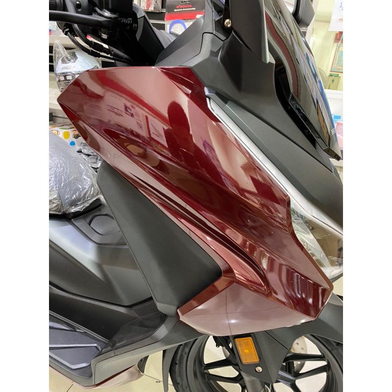 ฝาครอบไฟหน้า Forza350 ปี2023 (แก้มหน้า) แท้เบิก จัดส่งฟรี