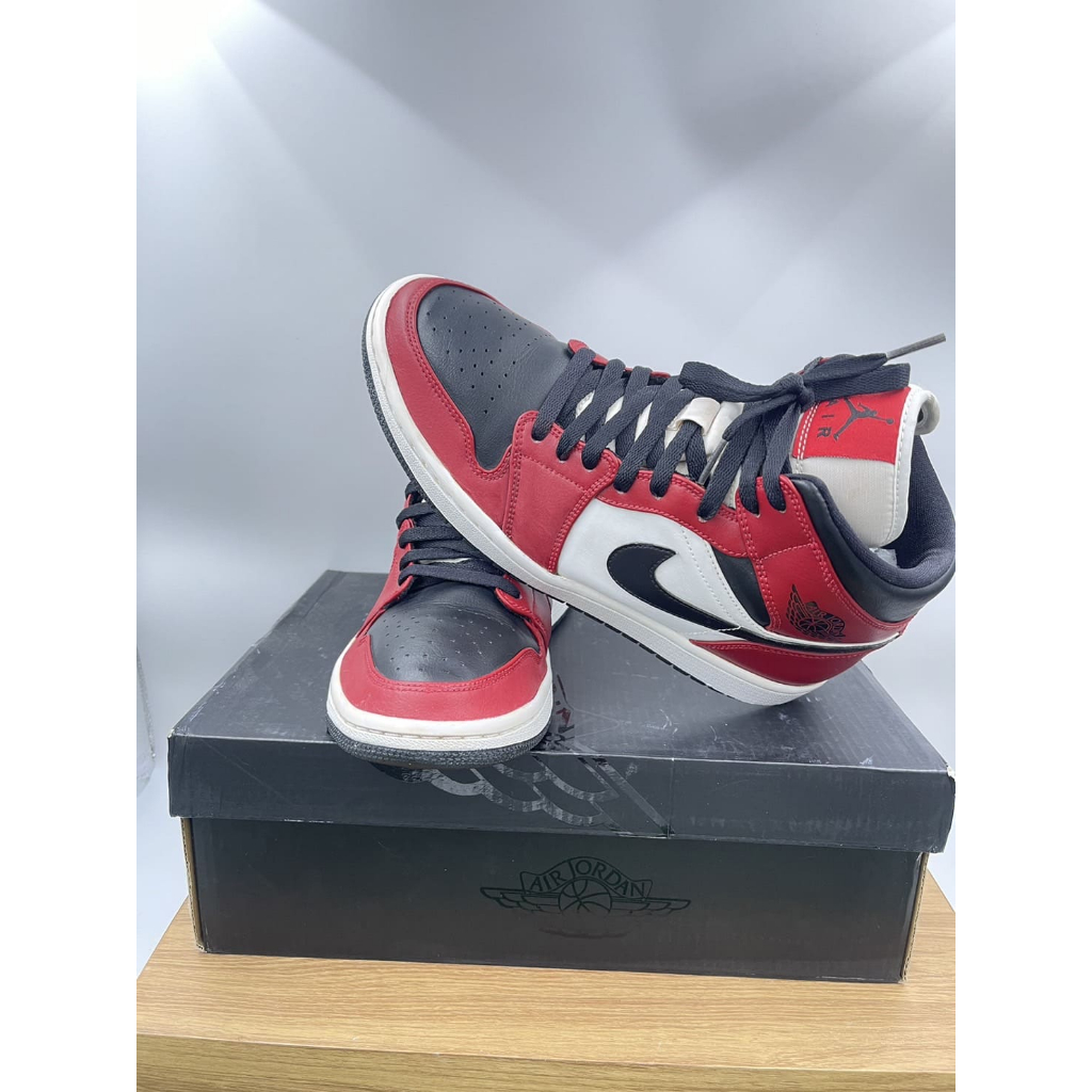 [ของแท้100%มือสอง]Nike Air Jordan 1 Mid Chicago Black Toe(EUR42:26.5CM.)