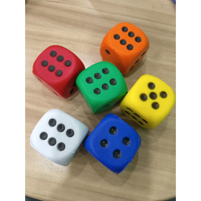 ลูกเต๋า ของเล่นเด็ก ลูกเต๋ายาง ขนาดเล็ก 1.5×1.5นิ้ว ขนาดใหญ่ 2×2 นิ้ว(ราคา/ชิ้น)