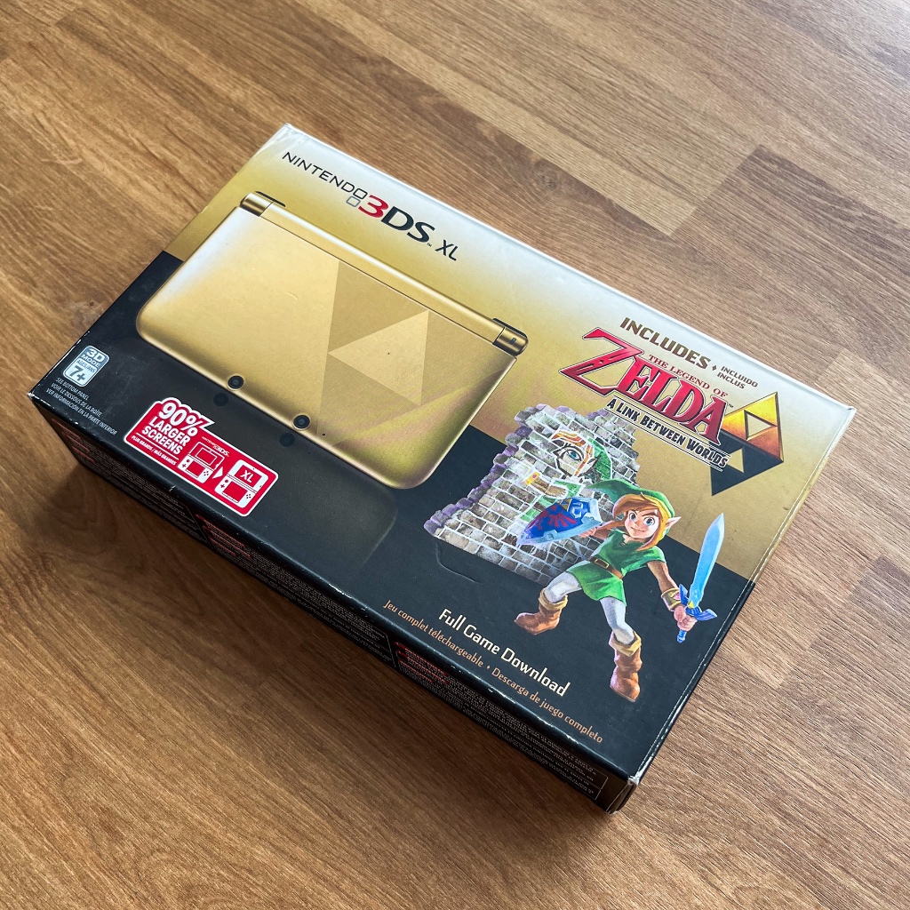 Nintendo 3DS XL Gold/Black - Limited Edition The Legend of Zelda: A Link Between Worlds โซน USA