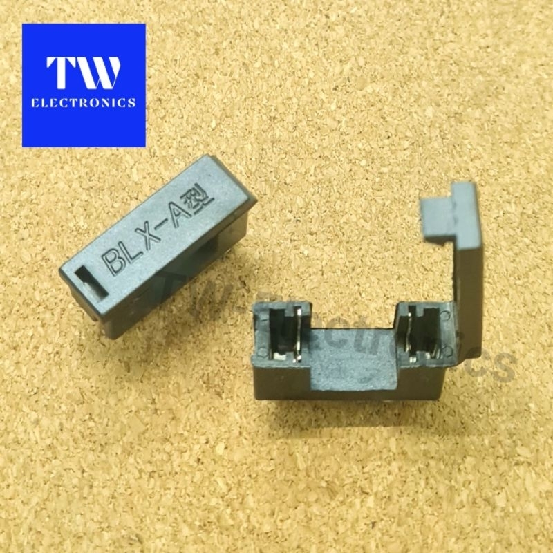 กระบะฟิวส์หลอดแก้วมีฝาปิด5×20mm,กระบะฟิวส์แก้ว20mm,ที่ใส่ฟิวส์แก้ว20มิล