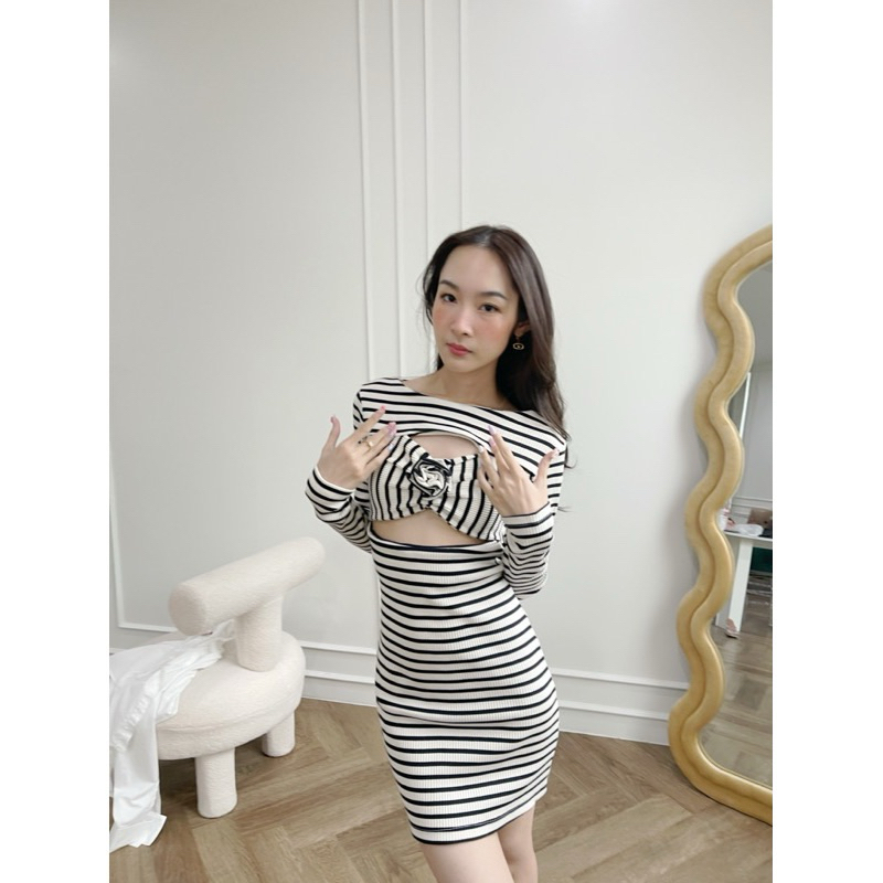 ร้าน taya.fabrique มือสอง ซักแล้วลองใส่ครั้งเดียว