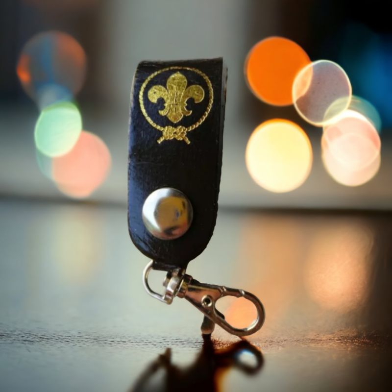 ✨มาใหม่🌟พวงกุญแจหนังแท้ ลูกเสือโลกพิมพ์ทอง