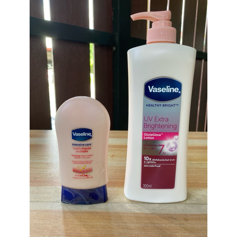 Vaseline วาสลีน เฮลธี้ ไบรท์ ยูวี เอ็กซ์ตร้า ไบร์ทเทนนิ่ง กูลต้า โกลว์ โลชั่น 300 มล./ วาสลีน  ครีมทามือ  85 มล.