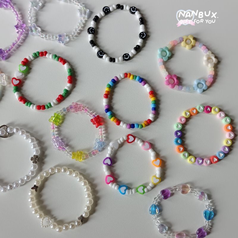 ลูกปัดแนนนี่(พร้อมส่ง ) กำไลข้อมือลูกปัด มีหลายแบบให้เลือก