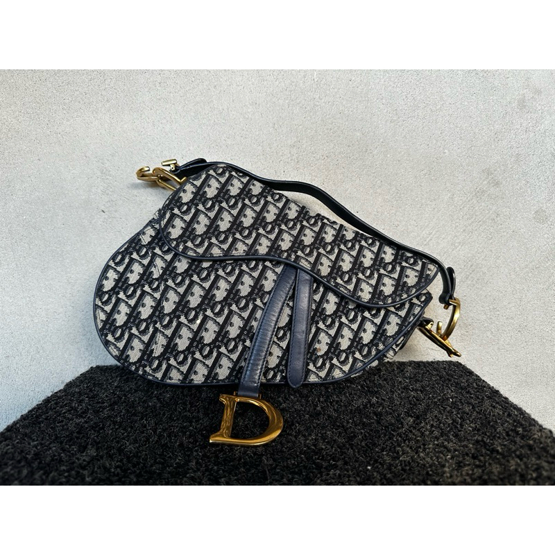 Christian Dior Saddle 10” มือสอง