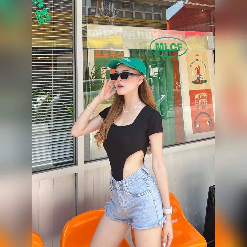 PIN59 A2 บอดี้สูทแขนสั้นเว้าเอว A2