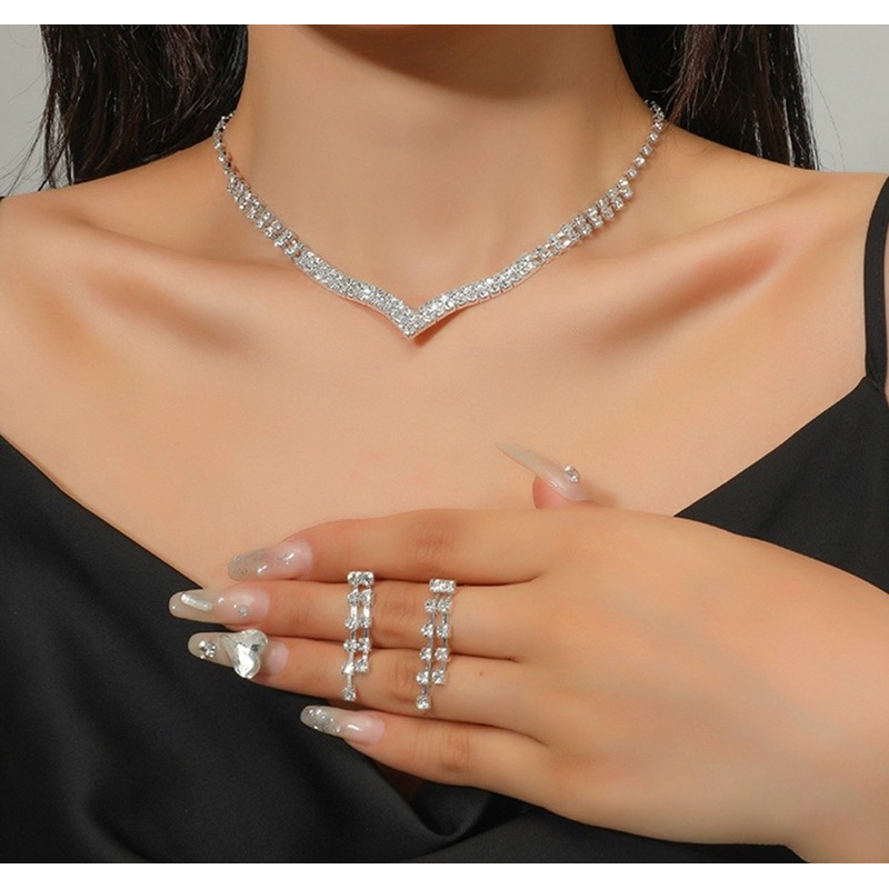 เซ็ตเครื่องประดับสร้อยคอและต่างหูเพชรสีขาว พร้อมส่ง