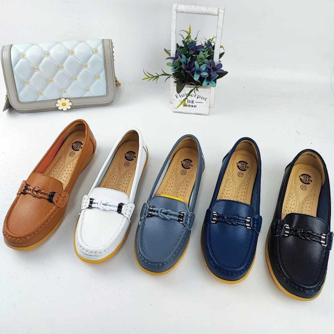 XX92-679รองเท้าหนังแท้หน้าคาดเปียพื้นยาง