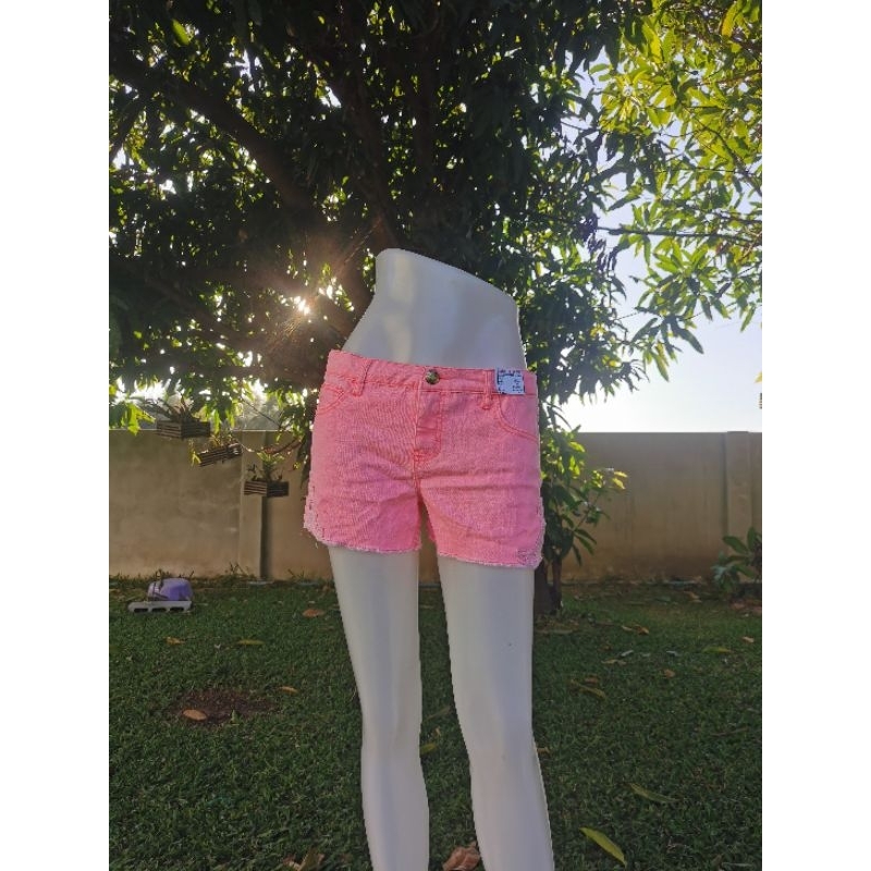 รหัส  :  	c032 แบรนด์  :  	CHEROKEE