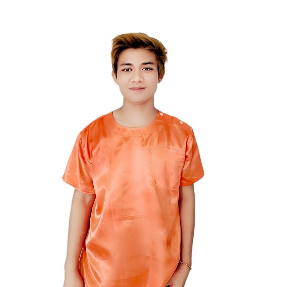ชุดไทยราคาถูกสำหรับผู้หญิงและผู้ชาย ชุดไทยประเพณี ชุดโจงกระเบนสำเร็จรูปสีเทา เสื้อสีส้ม