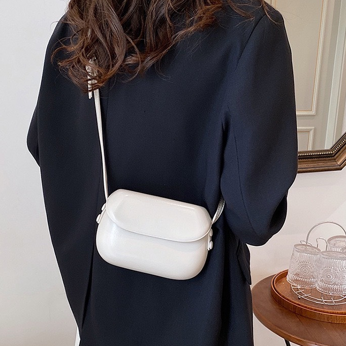 tokyosellected(T1897) กระเป๋าหนังสะพายทรงกล่อง สไตล์เกาหลี crossbody