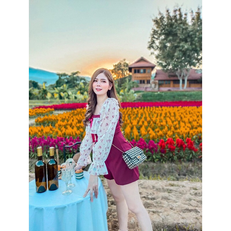 [Eyecontact Shop] YADA ชุดจั๊มสูทสีแดงขาสั้นไซส์ M มือ1💘✨