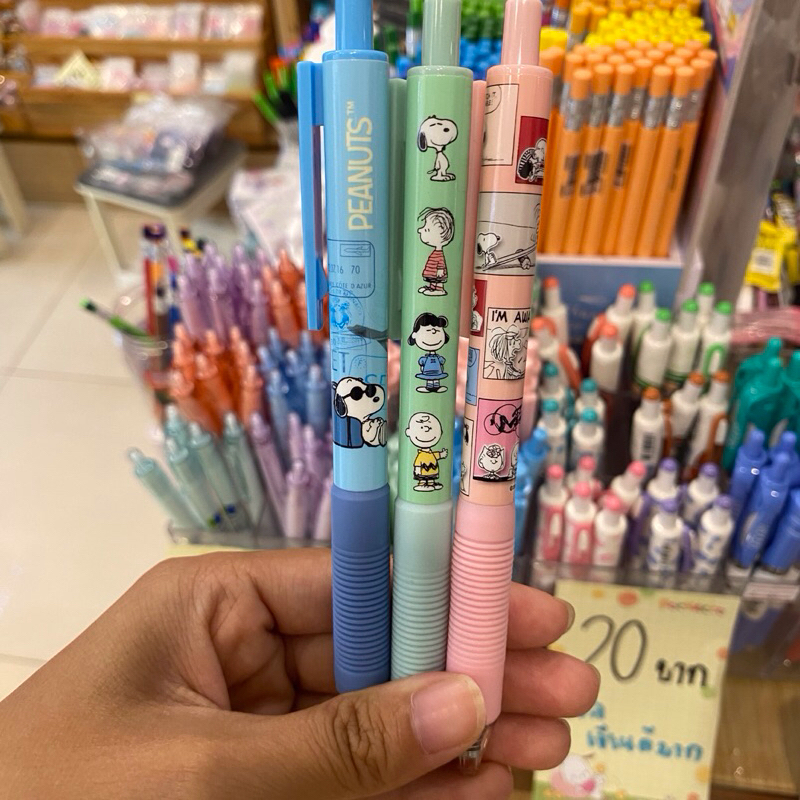 **แท้ ปากกาเจล snoopy 0.5 เขียนลื่น เส้นคมชัด หมึกแห้งไว ปากกา ปากกาเจล