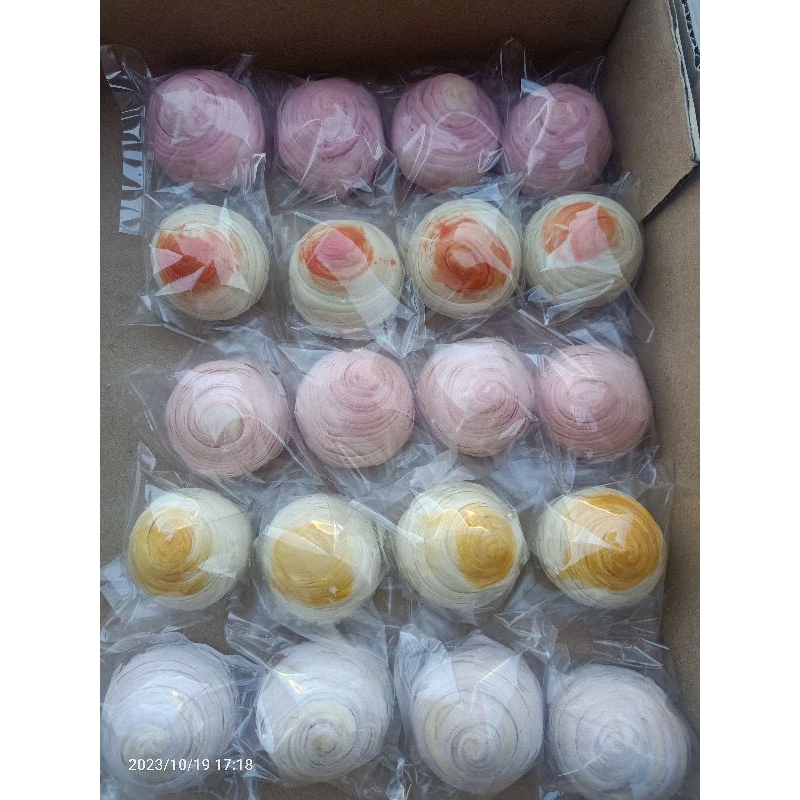 ขนมเปี๊ยะ mix รวมรส หวาน เค็ม เผือก งาดำ ถั่วแดง บรรจุ50ชิ้น ราคายกลัง