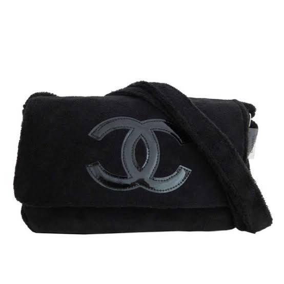 กระเป๋า Chanel Beaute Crossbody Bag
