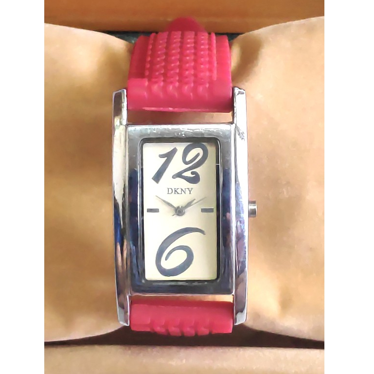 นาฬิกา DKNY White Dial Quartz Watch